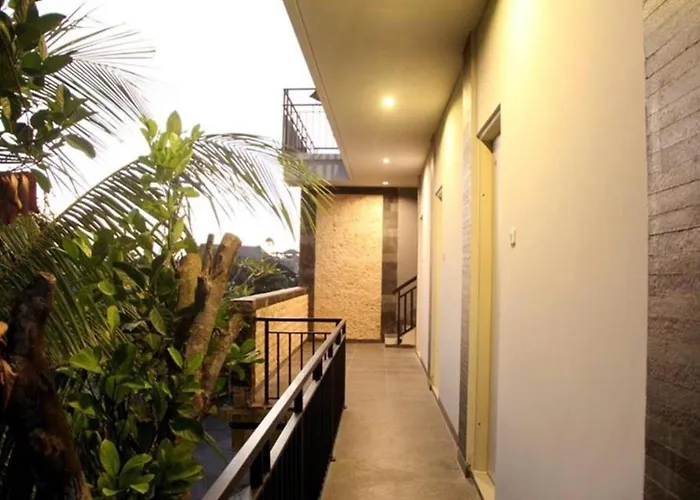 Lushy Hostel Canggu